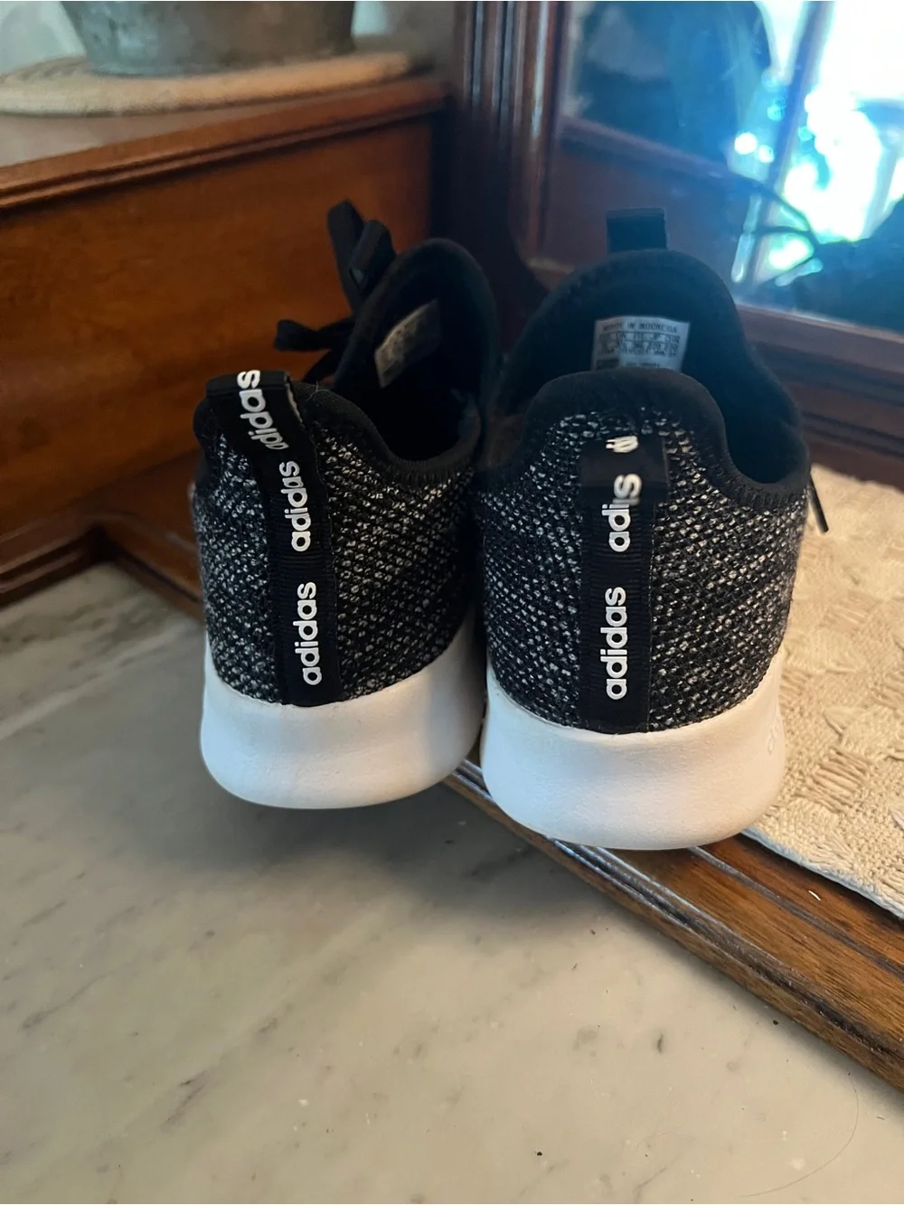 ADIDAS Classic Cloudform Pure Athletic Casual Sneakers Black White Kid's Size 5